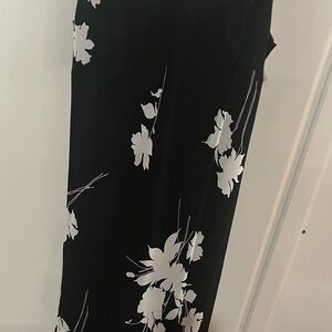 Elegant Black and Cream Floral Dress